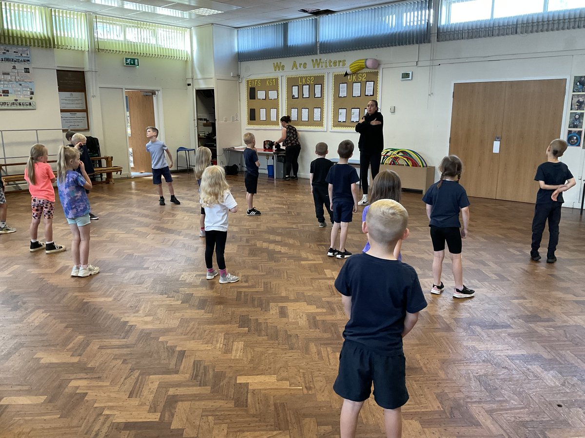 Two Gates Primary School on Twitter "Year 1 enjoyed having Faye teach