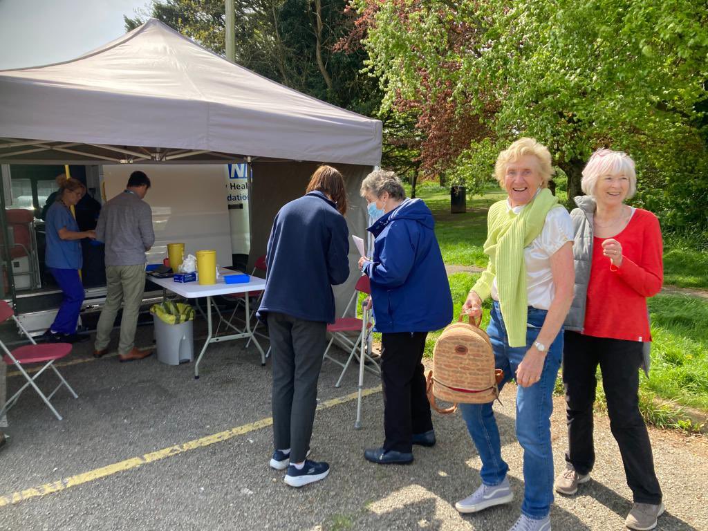 ParkMass's tweet photo. Today, Friday is the last day for your spring covid vaccine. We will then start for the autumn programme Sept/Oct 
The vacs team will be in Plymstock Broadway Carpark which will our last spring clinic @UHP_NHS @courtmanjj @RoyalDevonNHS @plymouthcc @Samanthar43 @MansfieldLeigh https://t.co/AfClBFlbwa