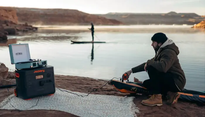 venkatakeerthi8's tweet photo. Solar Chargers and Generators for Outdoor Adventures
#outdooradventures #businesslife #solarchargers #electricaldevices #Transportation #carbonfootprint #RenewableEnergy #solarenergy #solargenerator @TycoonStoryCo @tycoonstory2020 @jackeryinc
https://t.co/Sij1El6O5z https://t.co/CBaOyohUIv