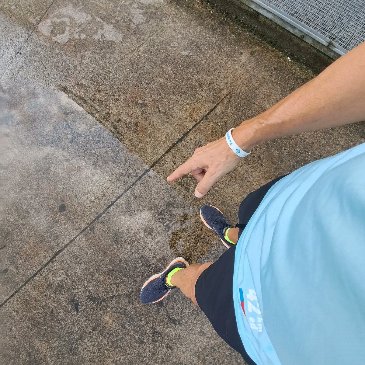 danisoriano70's tweet photo. Finiquitado este junio tan intenso con otros 300 kms, a por las vacaciones!!!
1️⃣0️⃣0️⃣4️⃣‼️‼️
#runeveryday
#correcat 
#day1004  
#metodosori 
#RonhillSpain 
#drinkingrunners #kmsxalimentos #nofunnorun 
#mrfree
#amibola 
#retodravet
#pieldemariposa https://t.co/J5ZyBTTo8V