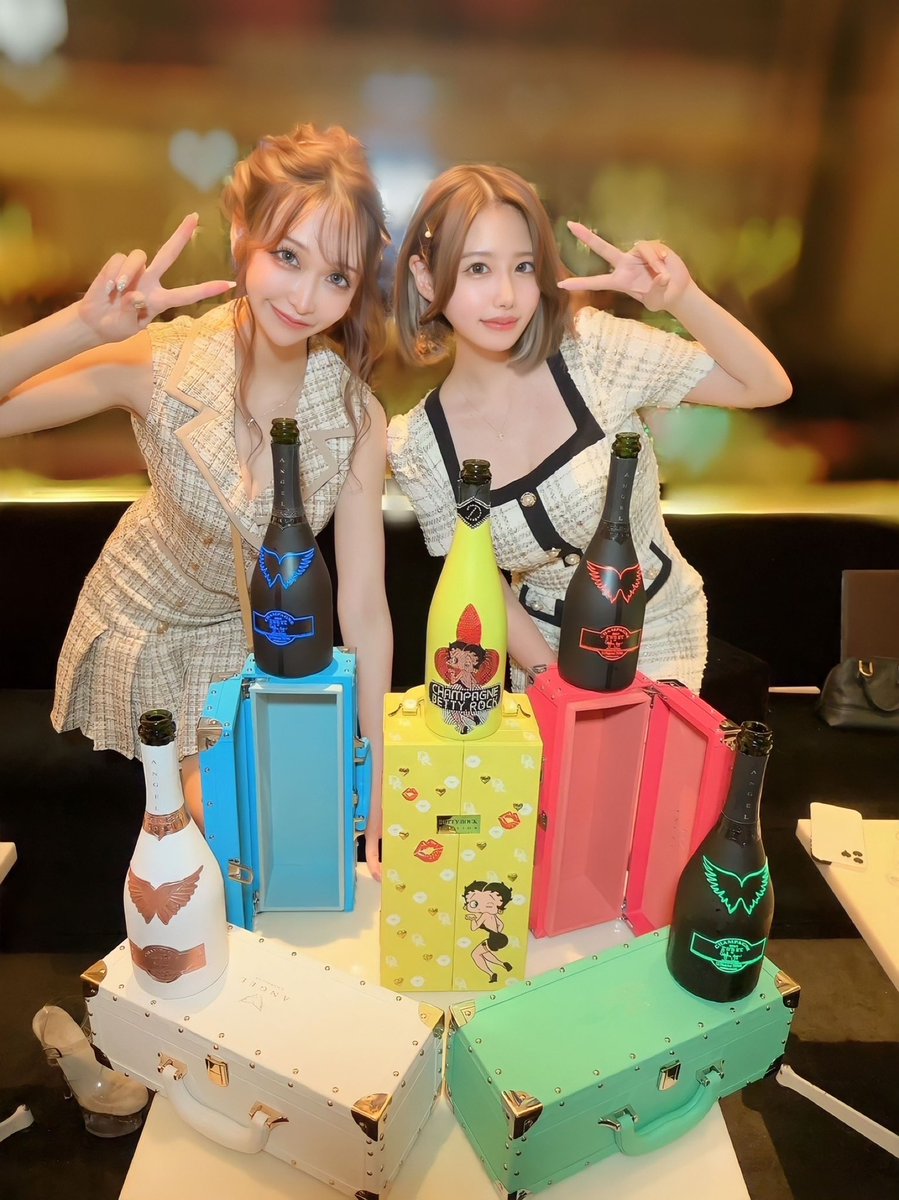 misanyan_86's tweet photo. あんころちゃん🍡💛
赤ちゃんみたいな顔しててかわいい妹！ https://t.co/0xFczb75d4