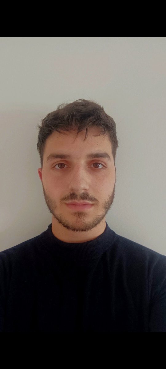 CGOCCE's tweet photo. Zar ne znate da su kvir osobe u svim sferama društva, da čine dio mehanizma koji pokreće našu zajednicu? Zar ne znate da je možda upravo komšija koji vas svakog jutra pozdravi sa osmijehom zapravo i gej, pored toga što je dobar komšija? Zar ne znate da kvir osobe imaju iste građanske dužnosti kao vi, ali nemaju ista građanska prava?

Ne znate, jer nas ne vidite, a ne vidite nas jer nam ne dozvoljavate da sebe pokažemo onakvima kakvi jesmo – u cjelosti našeg identiteta. 

✍️ Kolumnu Jakova Ivanovića, studenta Fakulteta političkih nauka na UCG, čitajte na: https://t.co/vo8wLhiCyi