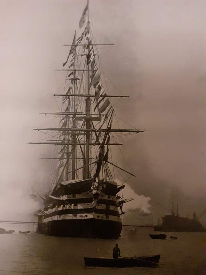 Marcus Cribb on Twitter "HMS Duke of Wellington firing a royal salute