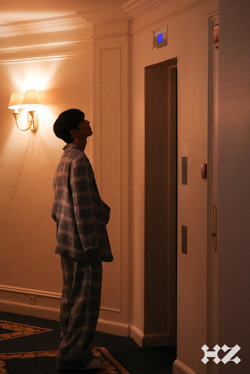highziumstudio's tweet photo. [#송중기] #POST
송중기 in Paris
🔗 https://t.co/IvRagIW7i4

#SONGJOONGKI #하이지음스튜디오 #HighZiumstudio https://t.co/c7rSkS9WCq