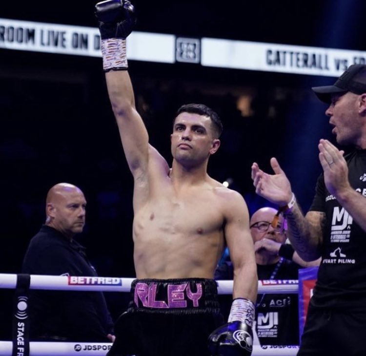 Sam Jones tweet media