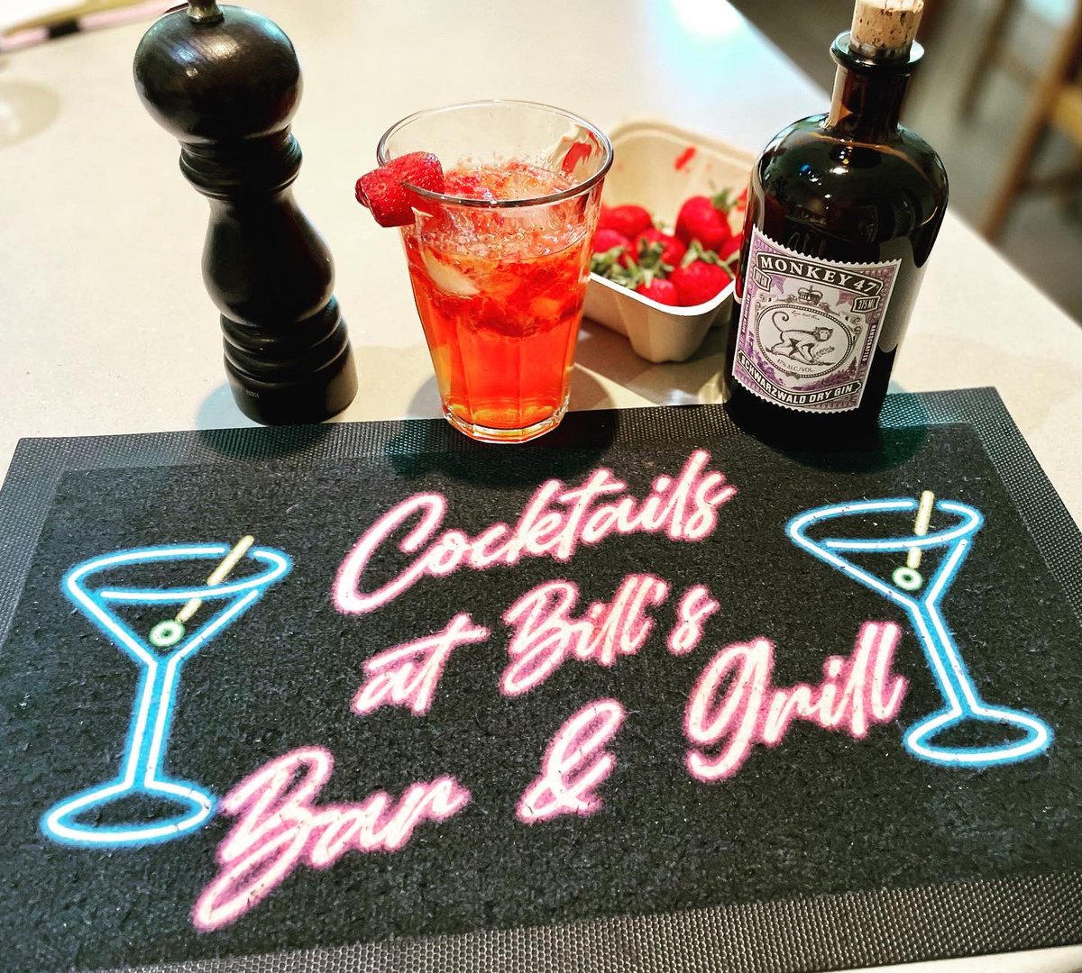 BillTieleman's tweet image. My new favourite Gin and Tonic - thanks to my friend Inka Larissa of @OnTheSauceAgain - fresh strawberries 🍓muddled w #monkey47 gin from #schwarzwald  &amp;amp; #fevertreetonic &amp;amp;fresh ground black pepper - absolutely fantastic! Try it - recipe below.