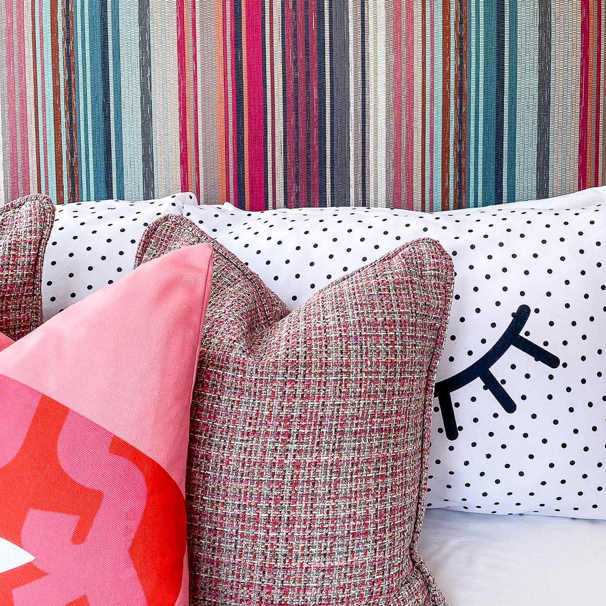 edwardthomasint's tweet image. We’re celebrating all things social today in honour of World Social Media Day!
 #worldsocialmediaday #socialmedia #getsocial #instagram #tiktok #twitter #linkedin #pinterest #facebook #youtube #socialmedialife #socialmediadesign #showhomedesign #showhomes #newhomes #interiorinspo