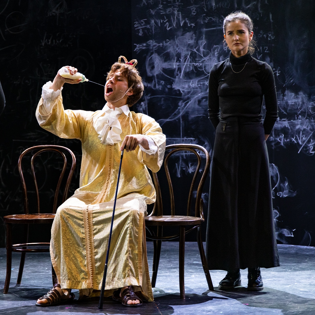 Italia Conti tweet media