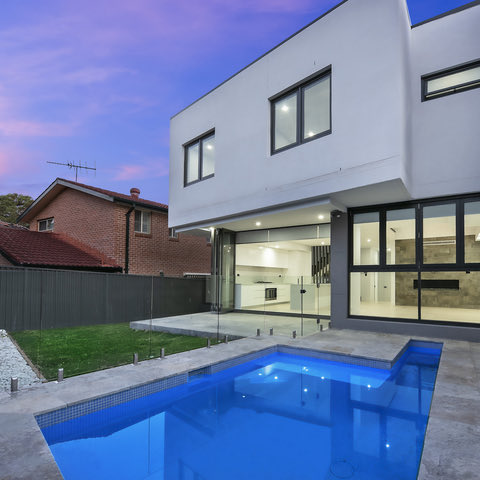 Nick__Politis's tweet photo. DO NOT MISS THIS
2b Carbethon Crescent
4 bed 4 bath 2 car
View: Sat 11:45-12:15pm and 
Thurs 5:30-6:00pm
Auction: Sat 22 July 3:30pm On-site.

For more information call Nick on 0417348022. I look forward to seeing you at our next open home. https://t.co/sypTUsND0H