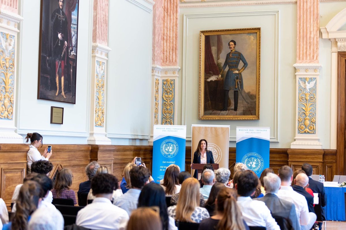 Conference on Intl. Day of #WomenInDiplomacy! Women have an important role in intl. politics especially now, in the shadow of #RussiaUkraineWar. Hungary calls for a ceasefire & peace negotiations as for every day spent in war, humanity pays the price of hundreds of human lives.