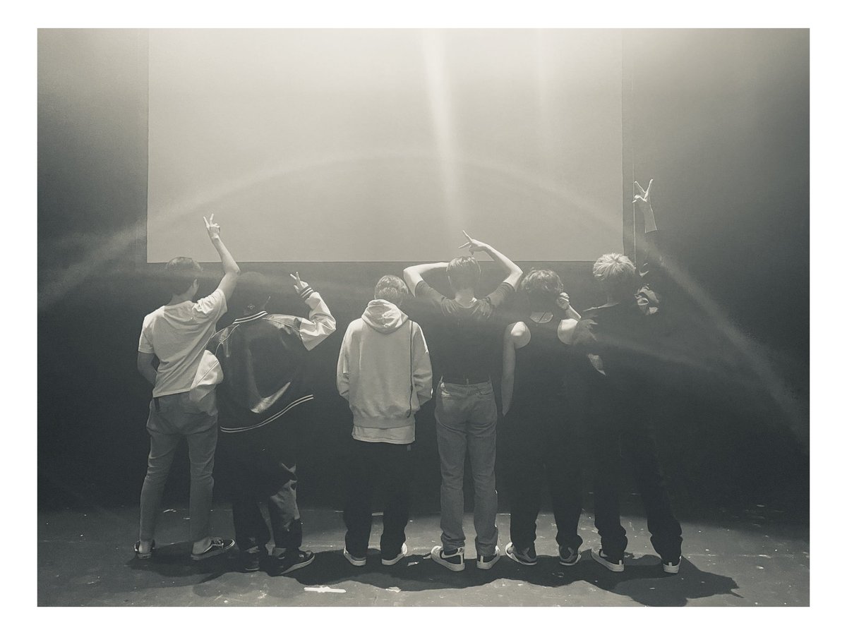 Nge22YuRim's tweet photo. 우리 저스트비,2주년 너무너무 축하해.
우리 멤버들 2년라는 시간동안 진짜 수고했어.앞으로도 항상 온리비가 뒤에 응원하고 있을테니 우리 행복하게 함께하자.많이 사랑하고 고마워💛......
#JUSTB #저스트비
#HappyJUSTB2ndAnniversary
#ALWAYS_2GETHER_with_JUSTB
#저스트비_데뷔_2주년_축하해 https://t.co/6OsIIcZFbZ