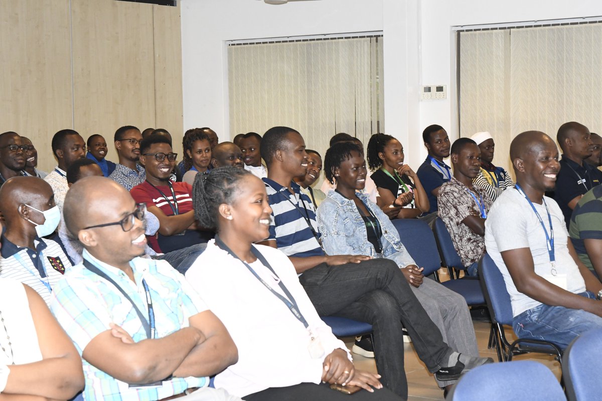 KEMRI_Wellcome's tweet photo. Today we attended our monthly #ProgrammeNews forum. This is always a great moment to interact with our colleagues and learn about #KWTRP activities in the month. https://t.co/KNBulghqAZ