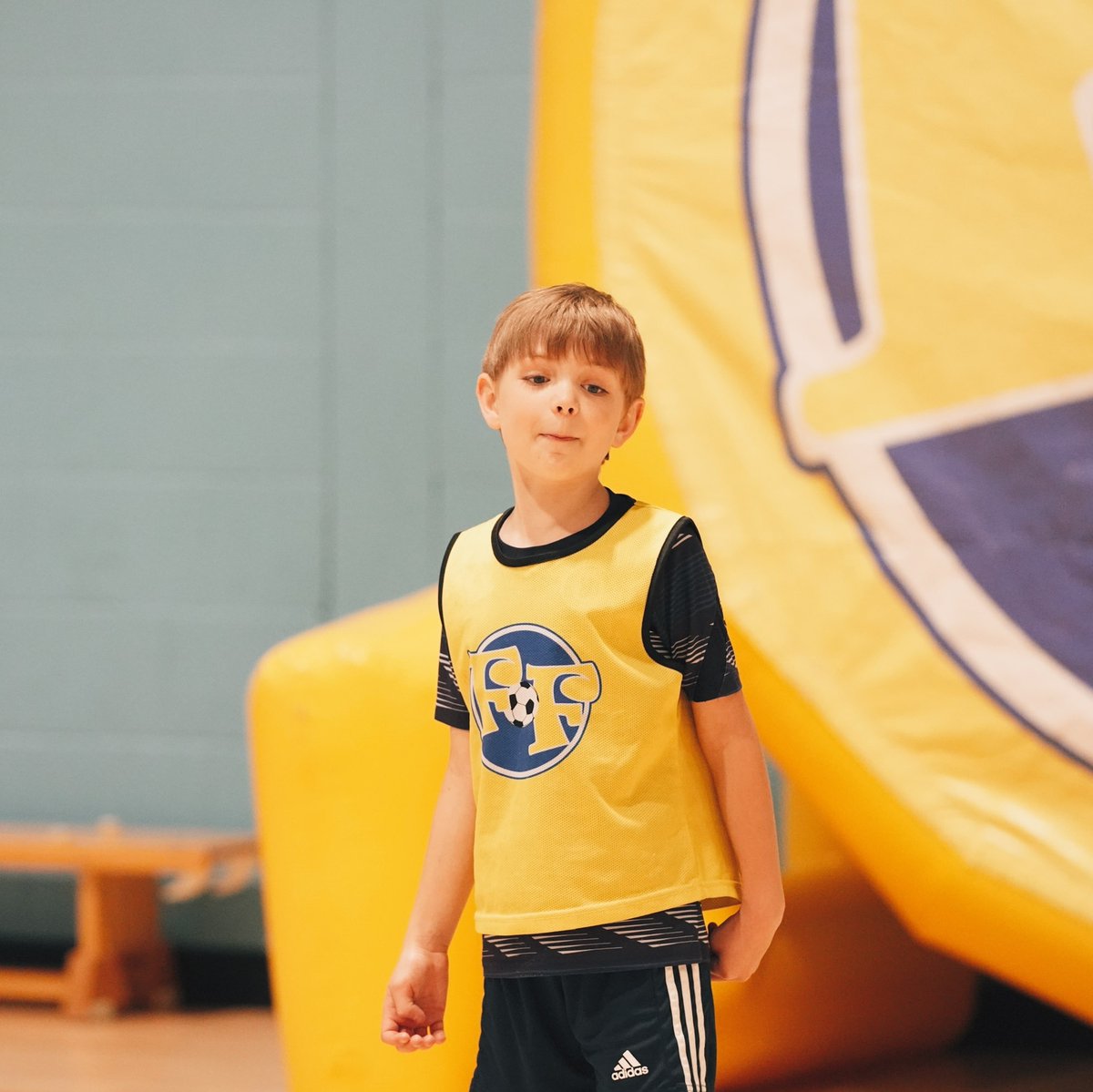 FballFunFactory's tweet photo. 🎯 OUR INFLATABLES are so much fun, and we can’t wait to welcome lots of children to our Football Fun Camp's across the UK this Summer Holidays!

How to book? Secure your place online at https://t.co/83Z4jILYGN

#FootballFunFactory https://t.co/9ILq4MrPSn