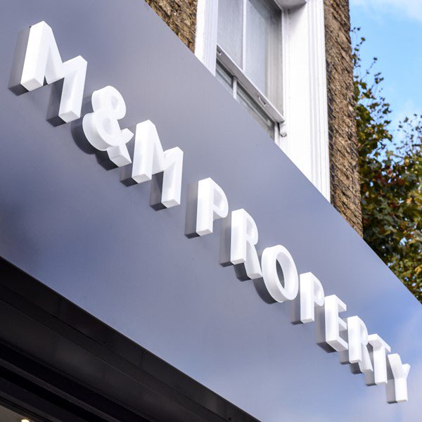 KremerSignsUK's tweet image. Exterior signs will often be the first contact that a visitor has with an organisation or estate – so they need to work hard. 💪🏼

📞 01635 550022
📧 sales@kremersigns.co.uk
🖥️ kremersigns.co.uk

#CommercialSigns #FasciaSigns #InternalSigns #ExternalSigns #WayFindingSigns