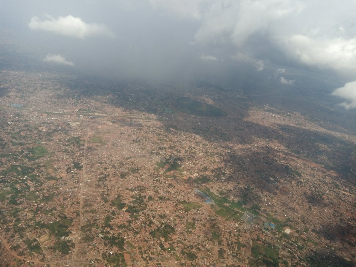 c_LimateA's tweet photo. Flying over Kampala makes you realize how fast we are building one the biggest slams in Africa and how fast the green cover is disappearing
#ClimateActionNow 
#ClimateConservation https://t.co/HtjUEmKI32
