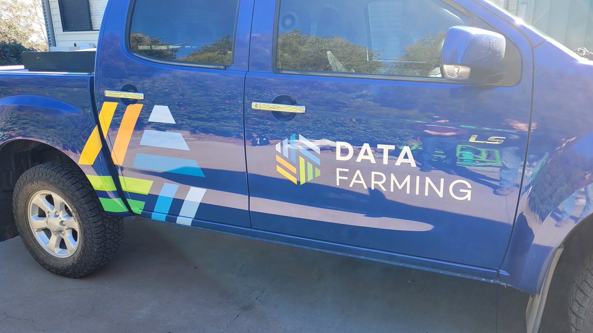 DataFarming tweet media