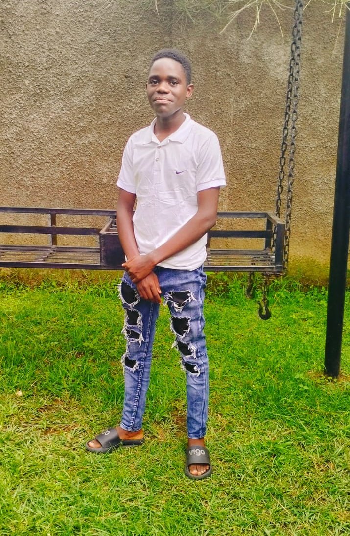 iamalexwesonga's tweet photo. F.O.H ❤️ : Have A Blessed Week Ahead.
#fruitsofhardwork  #YALA_KENYA #BackUpStrong #Trymechallenge  #TYFMovement https://t.co/GPbG4k1IxE