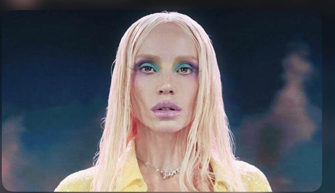 Haydi yüklenelim 

#GülşenNeZamanGidiyorsun