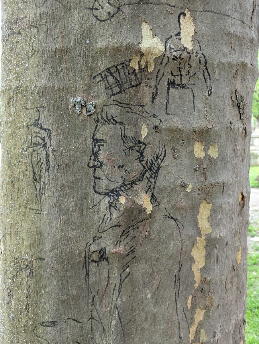 DJBobbyStarrr's tweet photo. Vibein on the new local Berlin #PFP collection 
The 'Artist Unknown' is a mother nature fan for sure :)

Found yesterday somewhere on the border of Schöneberg and Wilmersdorf - 'Innercity delights' 🌆

keepin' it green💚😜 https://t.co/umQNve5alb