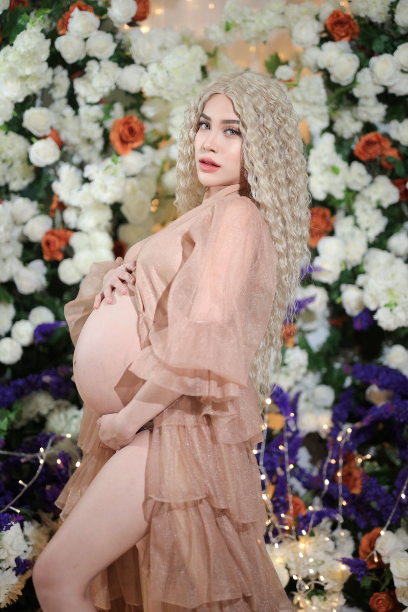 papigalangpo's tweet image. Where two hearts are growing 🤰🏼

📍FAB
Set Decorations by : Amanzio Floral &amp;amp; Event Styling
Organized by Infinity Weddings and Events by Miss G &amp;amp; EventsBy MissGhie

#PAPIGALANG #TOROFAMILY #TEAMHAPI #TOROBABY

greatfortune.ph/Checkout?refId…