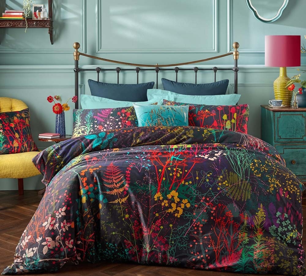 JonesAndTomlin's tweet image. The vibrant botanical prints of Clarissa Hulse bedding 🎨🍃

This new bedding collection adds vitality to any bedroom.

Elevate your bedroom interior with new Clarissa Hulse bed sheets bit.ly/new-clarissa-h…

#ClarissaHulse #BeddingCollection #BedSheets #BedroomInspiration