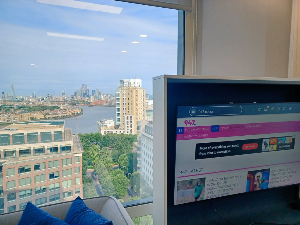 wesley2281's tweet photo. When you miss home and force the whole office to listen @947 #london https://t.co/5NvCyWzOvP