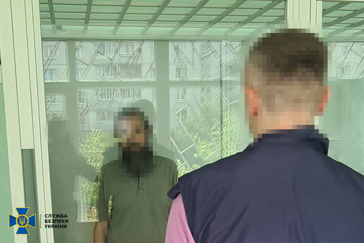 СБУ знешкодила агентурну мережу фсб, яка наводила російські «Смерчі» та «Урагани» на Харків

➡️ bit.ly/3NVoPfV