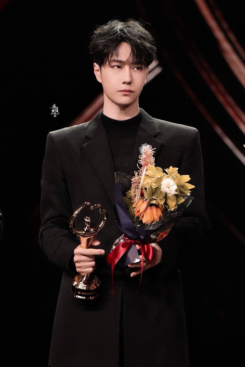 Awards
#WangYibo_ChinaMovieChannel
#WangYibo_WeiboMovieNight2023
#WangYibo_WeiboNight2022