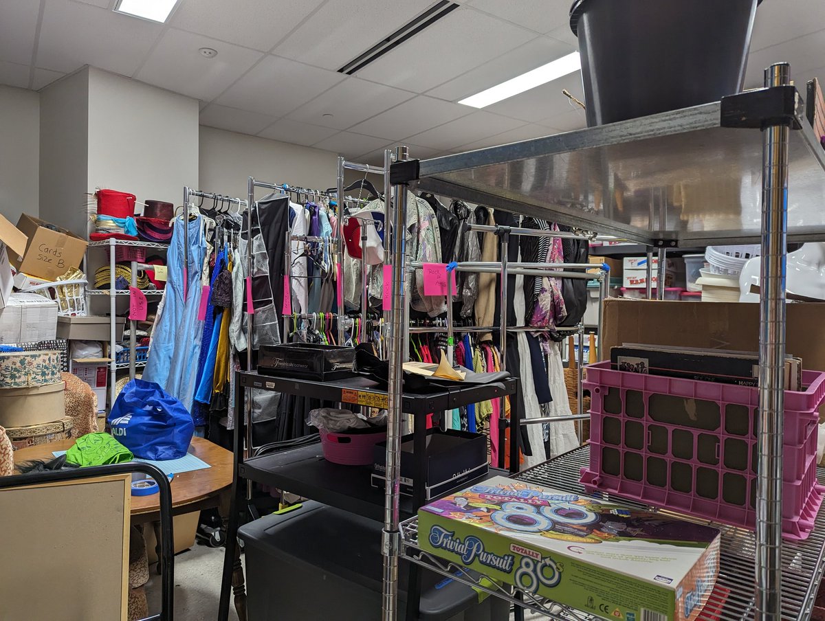 Mrs. Hriniak tweet media