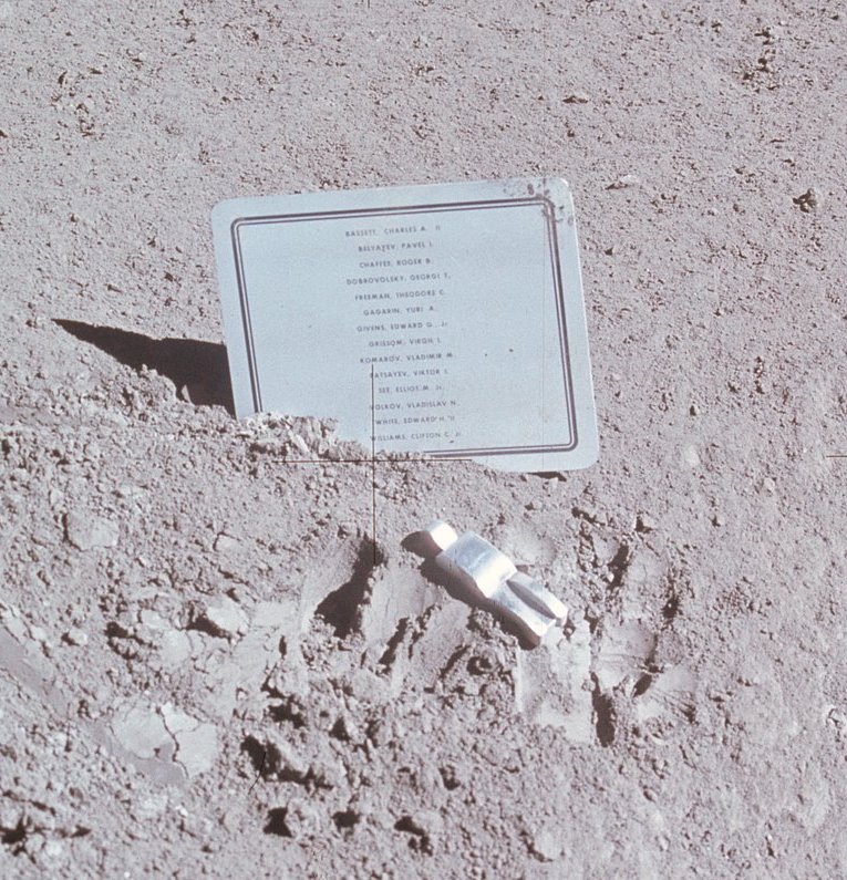 MissionControlMovie tweet media