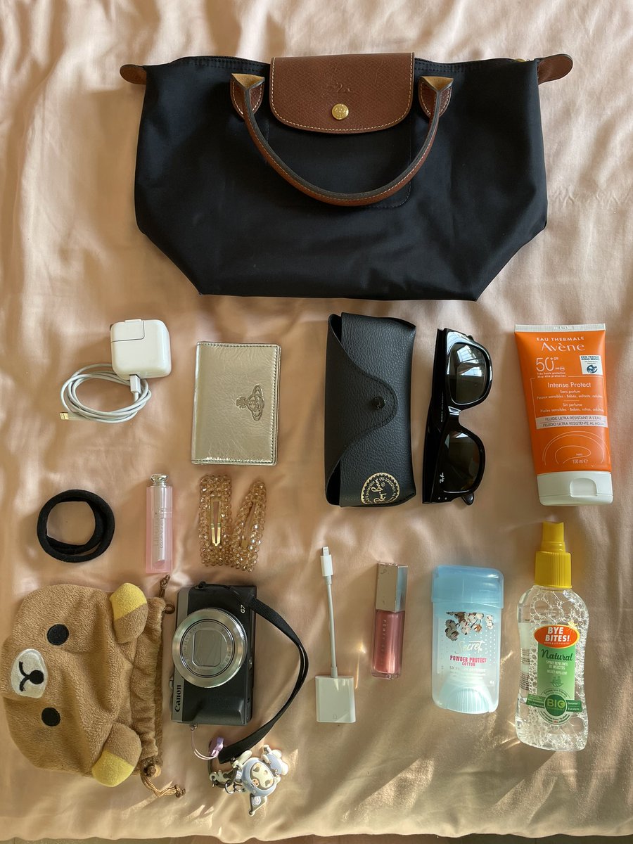What’s in my bag (Beach edition)