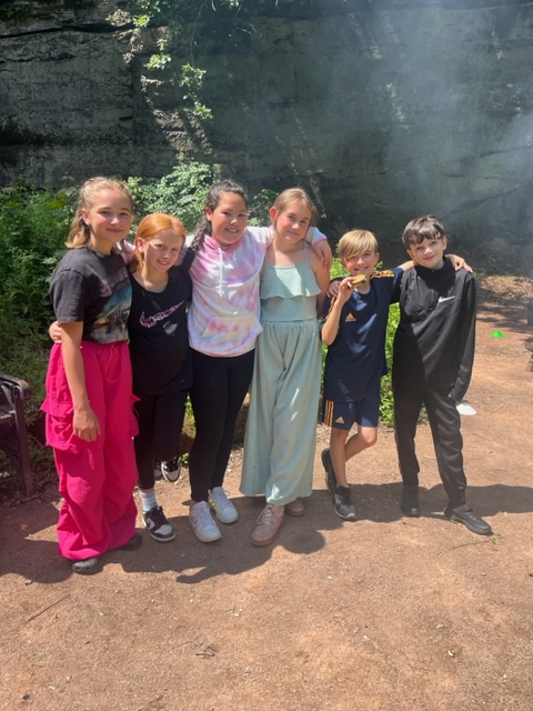 St_Andrew_Apost's tweet photo. Y6 enjoying their last trip out before they embark on their secondary school journey. Celebrating with Smores!
mmmmm
#ReadytoLearnNW
#SuccessfulSATA https://t.co/CwGWqvKdo3