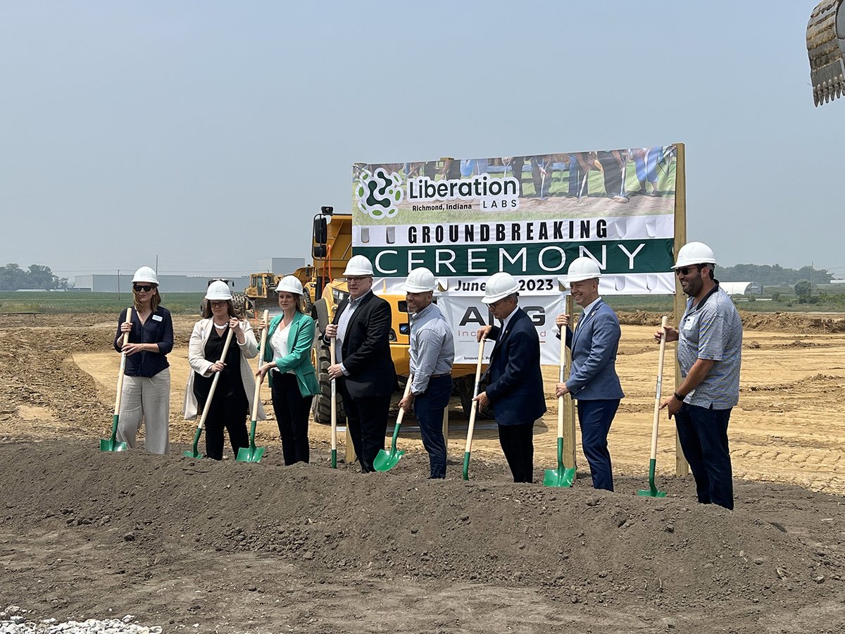 AgriNovus Indiana (@agrinovusin) on Twitter photo A big day for #Indiana + the #agbiosciences: Liberation Labs broke ground on its first commercial-scale biomanufacturing facility.
Congratulations <a href="/lib_labs_inc/">Liberation Labs</a> on this exciting chapter!
We recently welcomed co-founder + CEO Mark Warner on #Agbioscience: agrinovusindiana.com/2023/02/13/pod… A big day for #Indiana + the #agbiosciences: Liberation Labs broke ground on its first commercial-scale biomanufacturing facility.
Congratulations <a href="/lib_labs_inc/">Liberation Labs</a> on this exciting chapter!
We recently welcomed co-founder + CEO Mark Warner on #Agbioscience: agrinovusindiana.com/2023/02/13/pod…