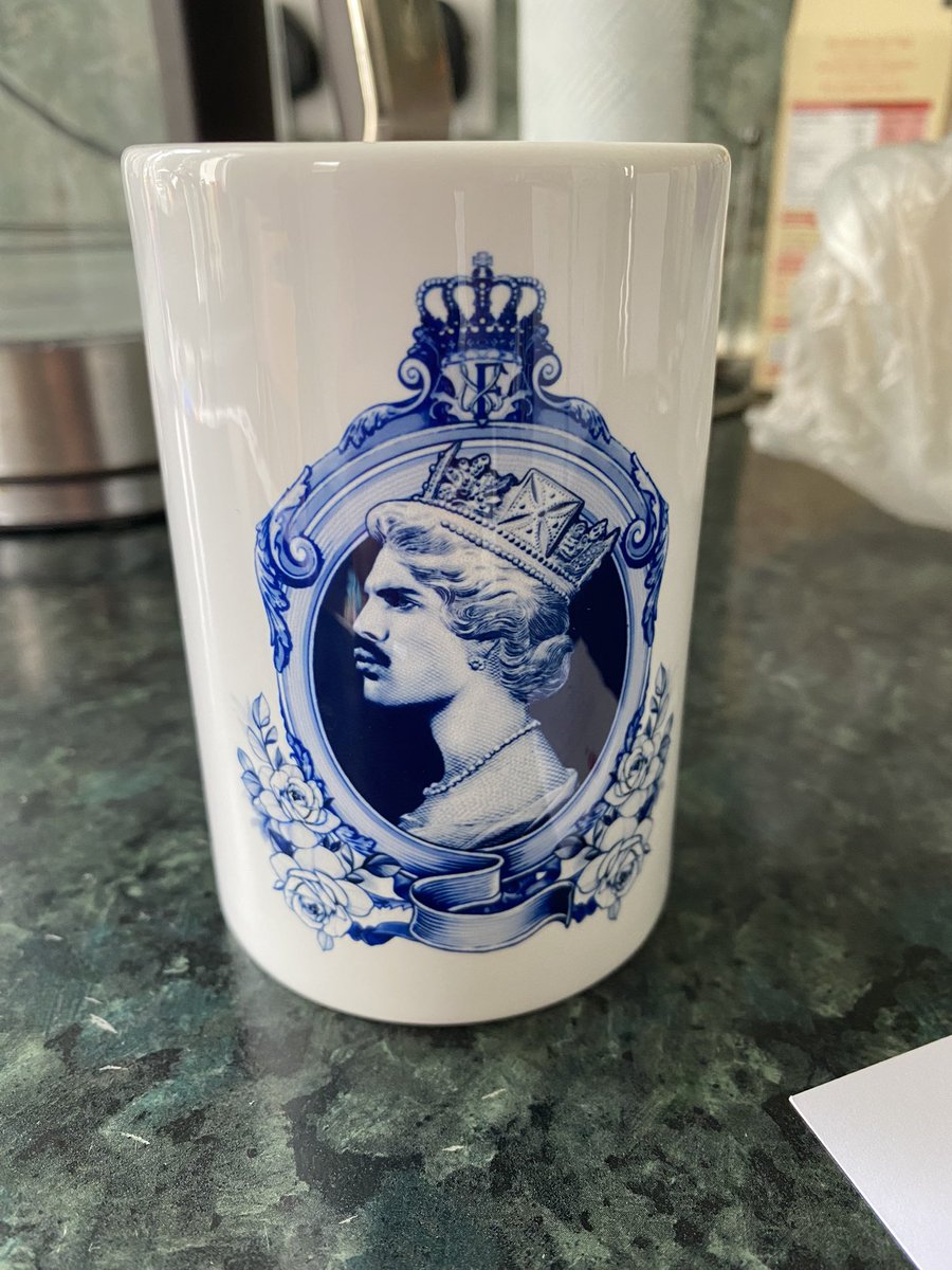 New mug day
#Queen #Bohemian #tinyriot