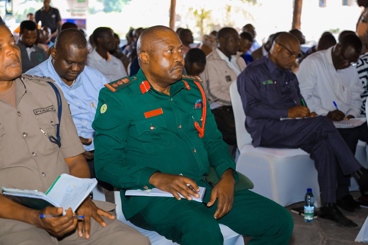 voag_tv's tweet photo. Kampuni ya OCP Afrika iliyo kinara katika uzalishaji wa mbolea ulimwenguni, yazindua rasmi awamu ya tatu ya mradi wa tathmini ya udongo ili kutoa elimu kwa wakulima juu ya aina za udongo na mazao rafiki kulimwa katika mikoa husika. #BBT #agenda1030 #kilimo #Udongo #OCPForAfrica https://t.co/CL0alcm0dm