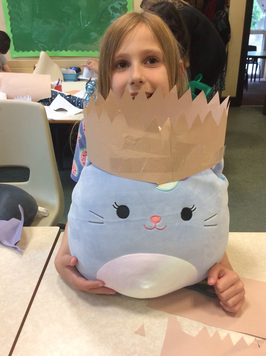 bps_y4's tweet photo. Eggardon spent the afternoon creating accessories for their cuddly toys and teddies. https://t.co/EaTtjAXYzw