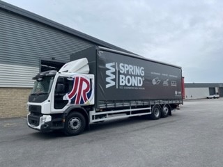 Texfelt's tweet photo. Excited to take delivery of our 2 new Springbond Trucks!
#springbond #ukdelivery #ukmanufacturing https://t.co/2oOGMLUQsN