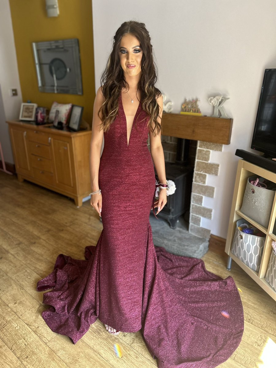 KellySmith30's tweet photo. Prom 2023 kaci you make me so proud you looked absolutely beautiful I love you ❤️ https://t.co/3x1QGSE5s2