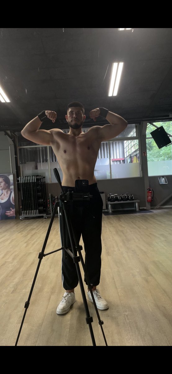 𝕵𝖚𝖑𝖎𝖆𝖓 tweet media