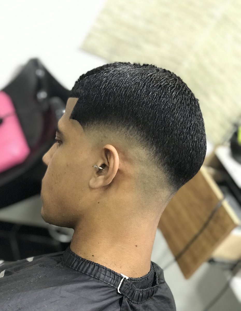 Lcerlk's tweet photo. +2 na risca, preto básico ! 📏🥋 https://t.co/w82EMfxtMd