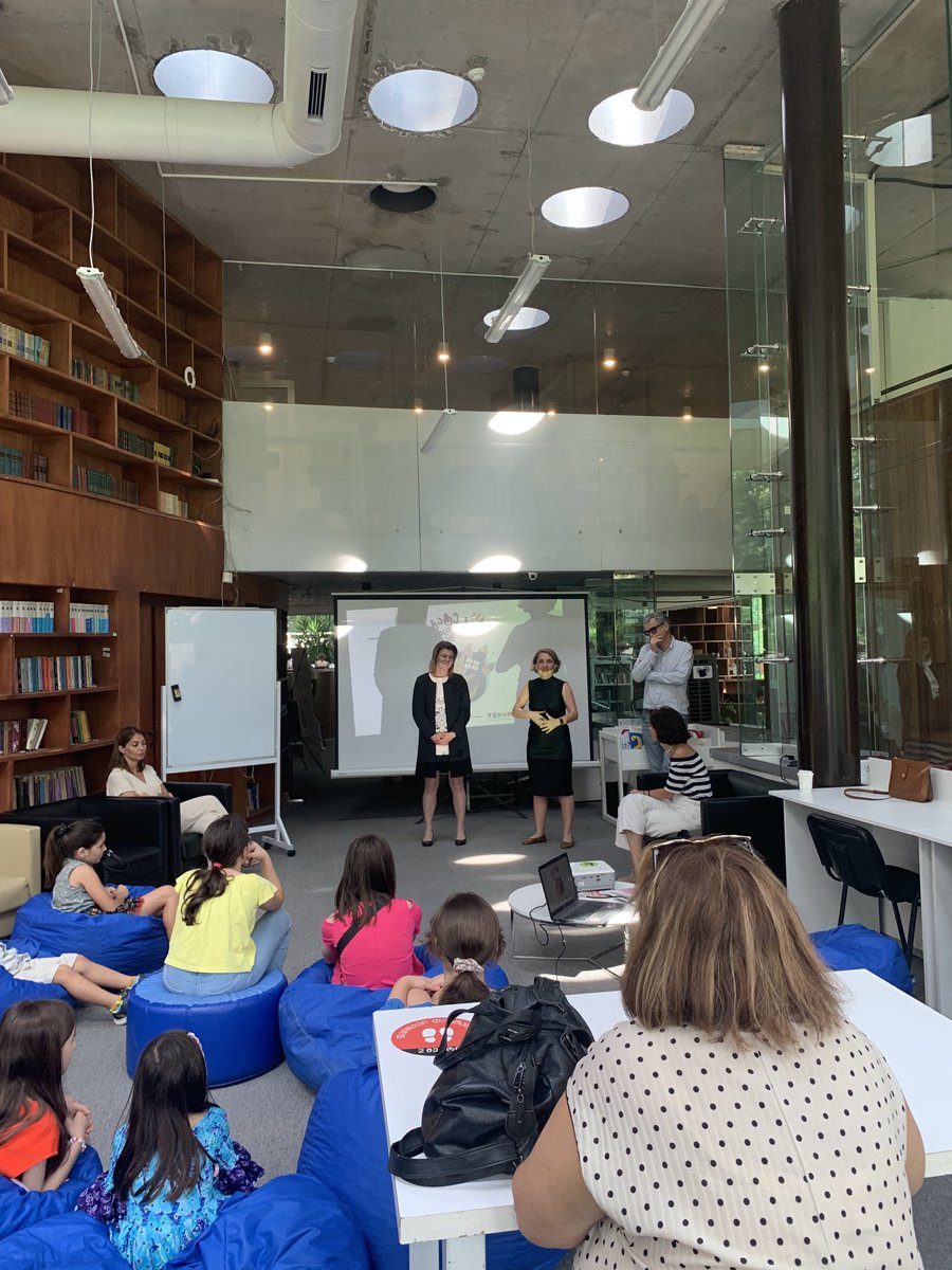DKAmbGeorgia's tweet photo. Happening now in #Tbilisi 🤩 Launch of 🇩🇰 #Viborg’s global drawing campaign #DrawWithDenmark – Green Together 2023✏️ We are thrilled that @TbilisiCity has joined Viborg as a @UNESCO Creative City of Media Arts! Join us for workshops in Vake park this weekend 🎨 https://t.co/JWi8xwmCZO