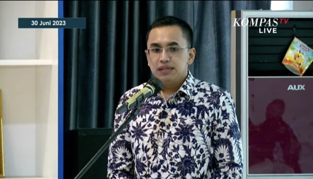 Reza Adenan tweet media