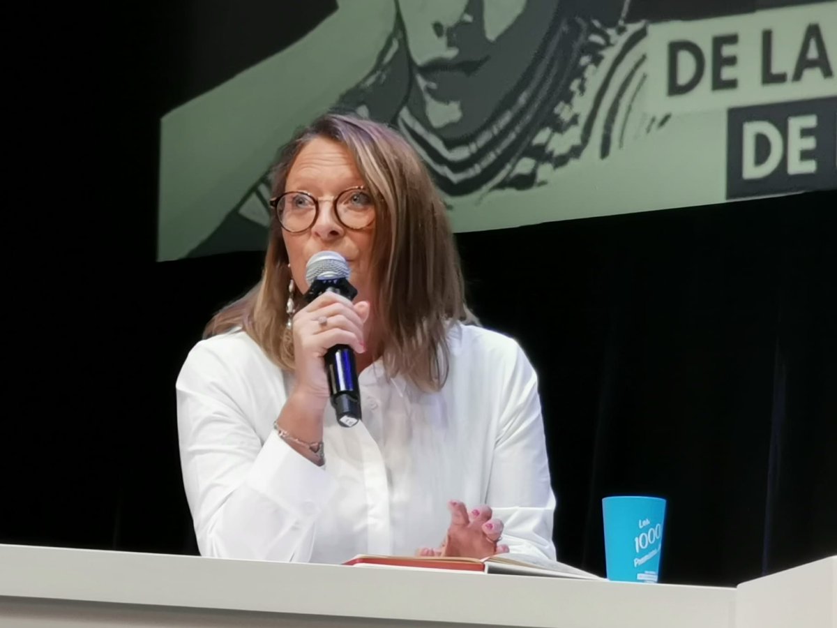 ProtectEnfance's tweet photo. Anne Raynaud La Dr Anne Raynaud : « L’état de nos enfants nous donne l’injonction de travailler ensemble. Les enfants sont l’équivalent des canaris des mineurs d’autrefois : ils nous préviennent que notre monde a besoin de changer »
#protectionenfance #assisesprotectionenfance https://t.co/vzRjVANioD