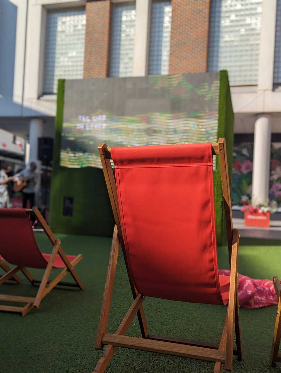 visitexeter's tweet image. Swing by @Princesshay between 3rd-16th July, for live outdoor coverage of Wimbledon matches. The screenings will be accompanied by refreshing drinks &amp;amp; sweet treats from @chillatlloyds! 🌞🎾

princesshay.co.uk/wimbledon/ #LoveExeter #ThisIsUs #Princesshay @tweetinexeter