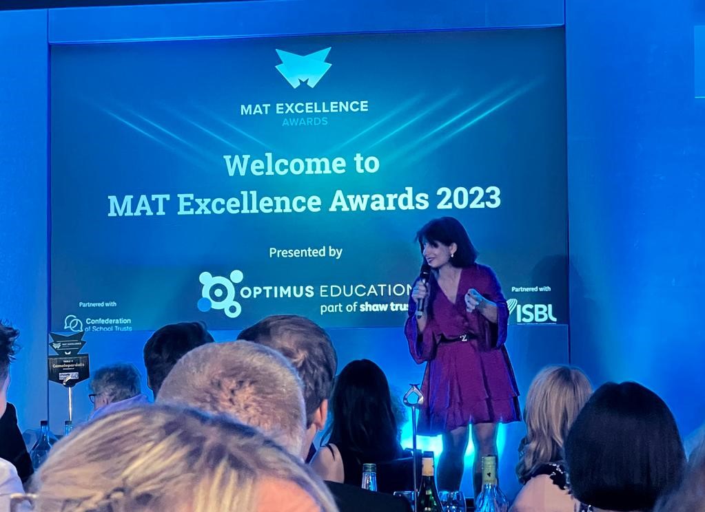 _BusinessLDN's tweet image. 👏Congratulations to all winners at the MAT Excellence Awards hosted by @ShappiKhorsandi 

The shortlist excelled in digital innovation and level the playing field for young people from all backgrounds

Thrilled that @SkillsLondon sponsored the Digital Innovation Category
#oeMATs
