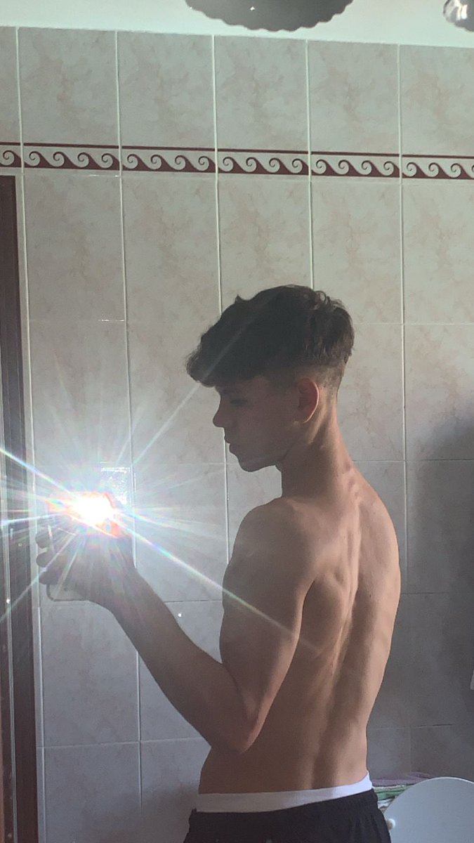 maanuematoss_ (@maanuematoss) on Twitter photo 