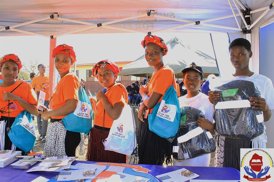 swancefa's tweet photo. This year's theme for the Day of the African Child is “The Rights of the Child in the digital environment". The Deputy Prime Minister's office and partners celebrated DAC at Ikhwezi High School. #EducationForAll @GPforEducation @globaled @GenderLinks @Oxfam @EswatiniDPMO https://t.co/izC6qiKofz