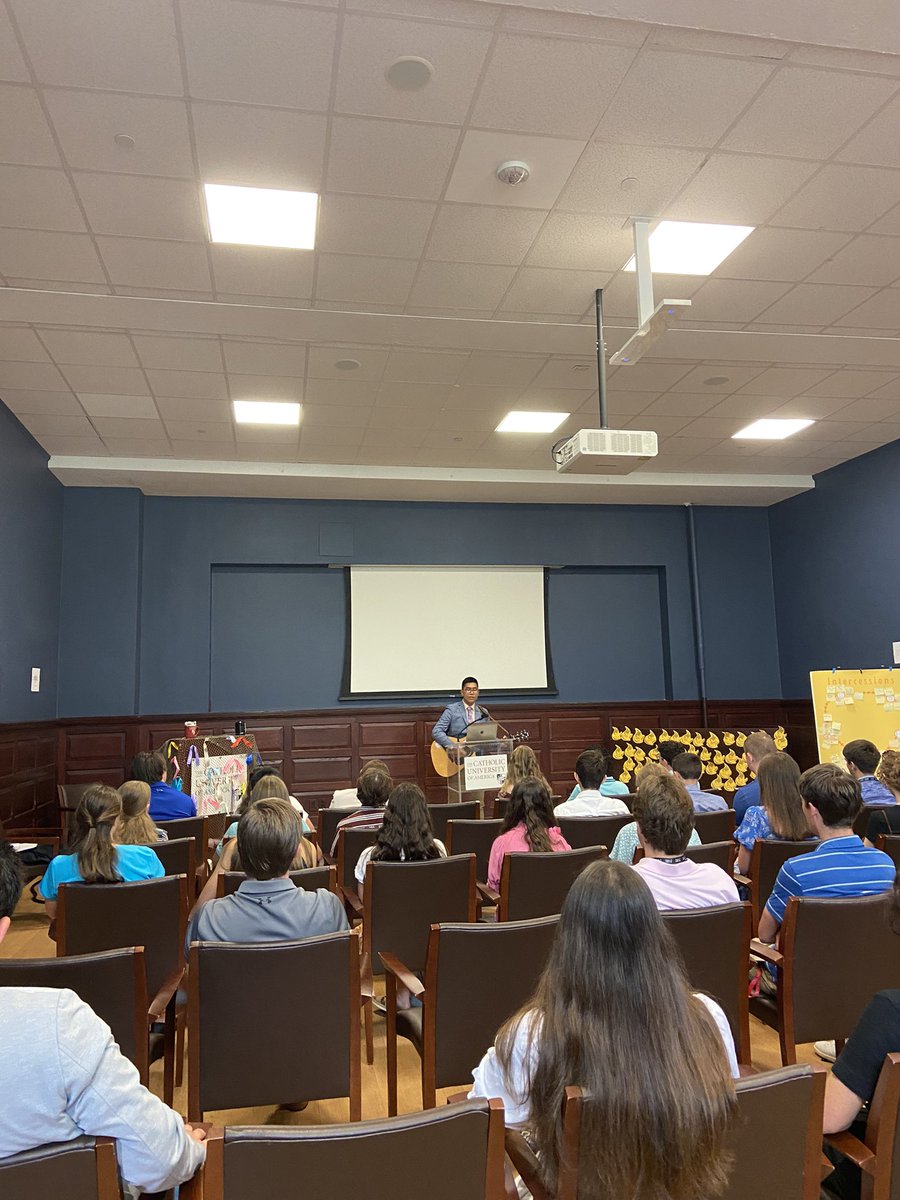lighttheworlddc's tweet photo. Kicking off Day 6 with a little morning worship! https://t.co/tIjnD7WTbl