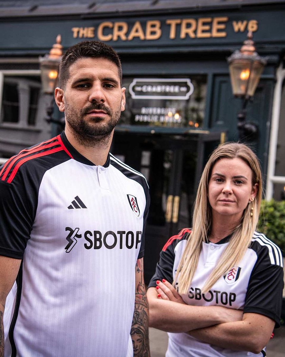 centregoals's tweet image. 🚨| Fulham drop their new home kit for the 2023/2024 season. 👀