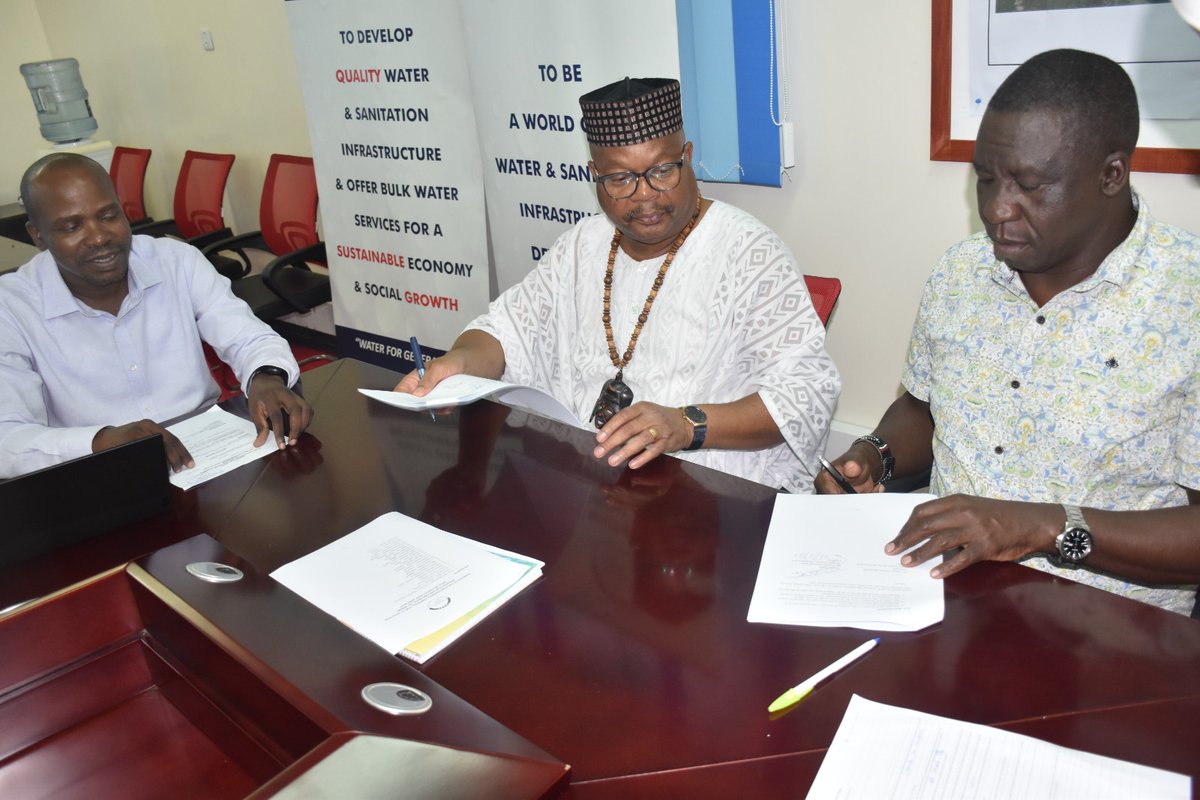 cwwda's tweet photo. Excited to commence FY2023/24 with signing of Negotiated Performance Contract (PC) with Ministry of Water Sanitation & Irrigation. PC guides & ensures accountability. Chair Dr. Mwaringa led CWWDA team, Douglas Mutai led the Ministry team 30-6-2023 #waterforgenerations https://t.co/UFHS8VqII3